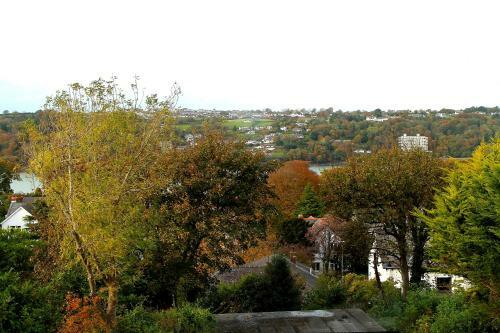 Bed & Breakfast The Menai Hotel And Bar