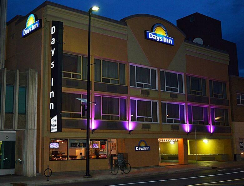 Hotel Days Inn Downtown Ottawa