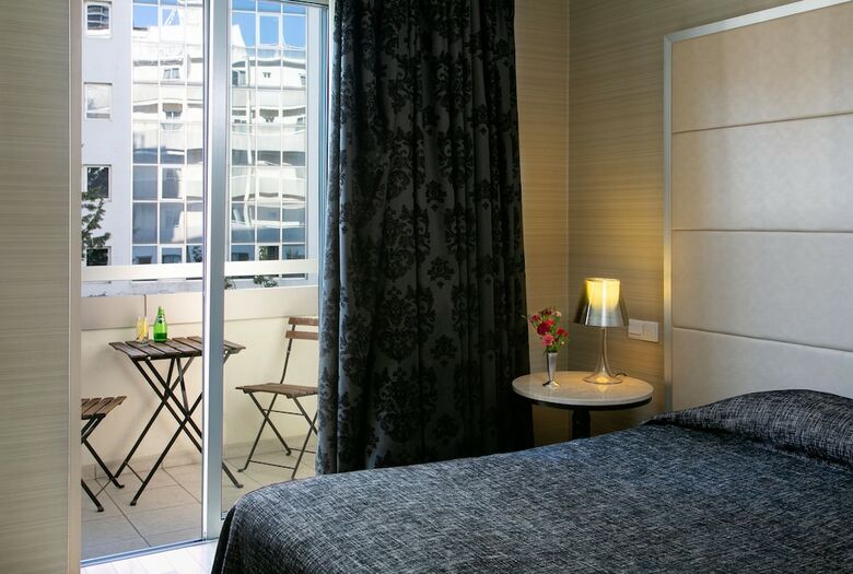 Hotel Cleopatra