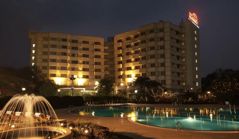 Residence Hotel & Convention Centre