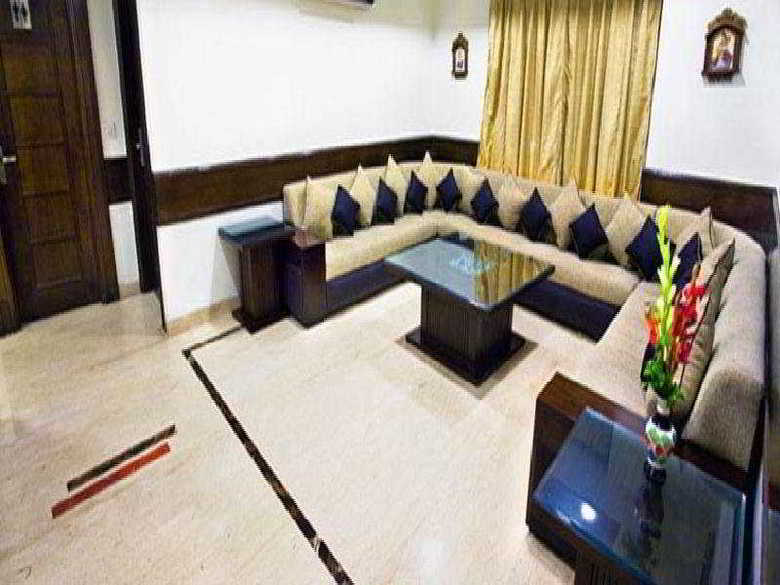 Hotel Parkland Safdarjung Enclave
