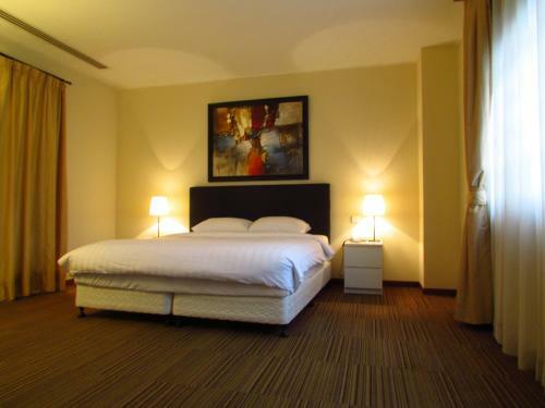 Alocassia Serviced Apartments