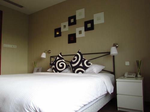 Alocassia Serviced Apartments
