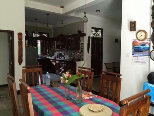 Hostal Mary's Palm Garden