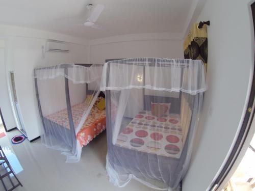 Hostal Mirissa White Plaza