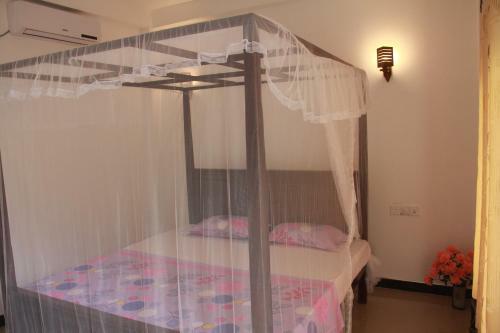 Hostal Mirissa White Plaza