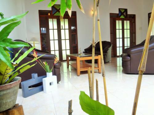Hostal Thambara Villa Unawatuna
