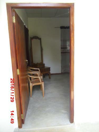 Hostal Tharu Holiday Home