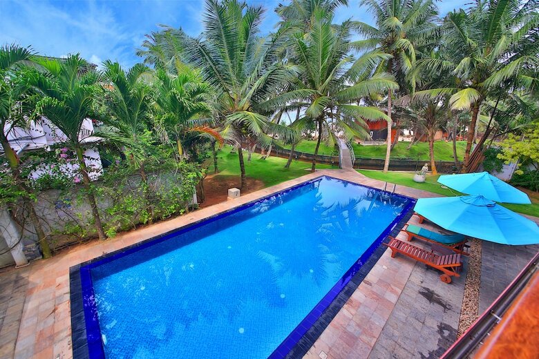 Hotel Rockside Beach Resort
