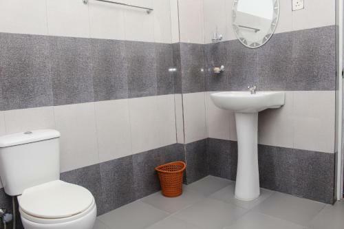 Hostal Inuja Guest
