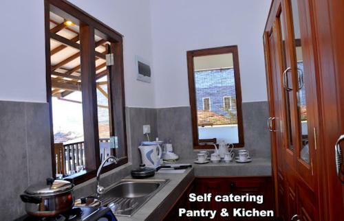 Apartamento Hikka Beach Flat