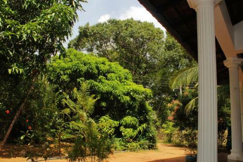 Sigiriya Peaceful Guest House