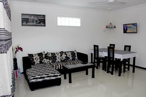 Hostal Fun Whales Guest House And Hostel