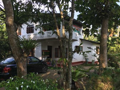 Hostal Romaclan Villa