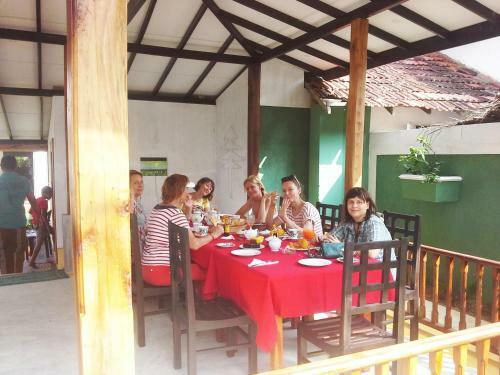 Posada Anila Beach Inn