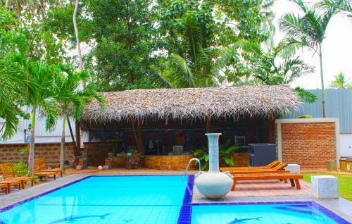 Travellers Lodge By City Hub