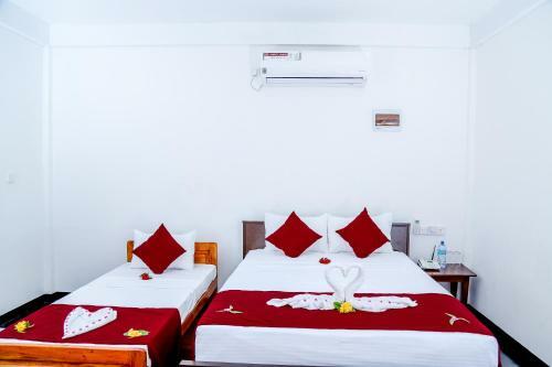 Hotel Crescent Sea Resort