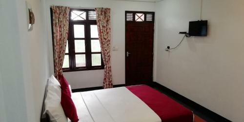 Hotel Crescent Sea Resort