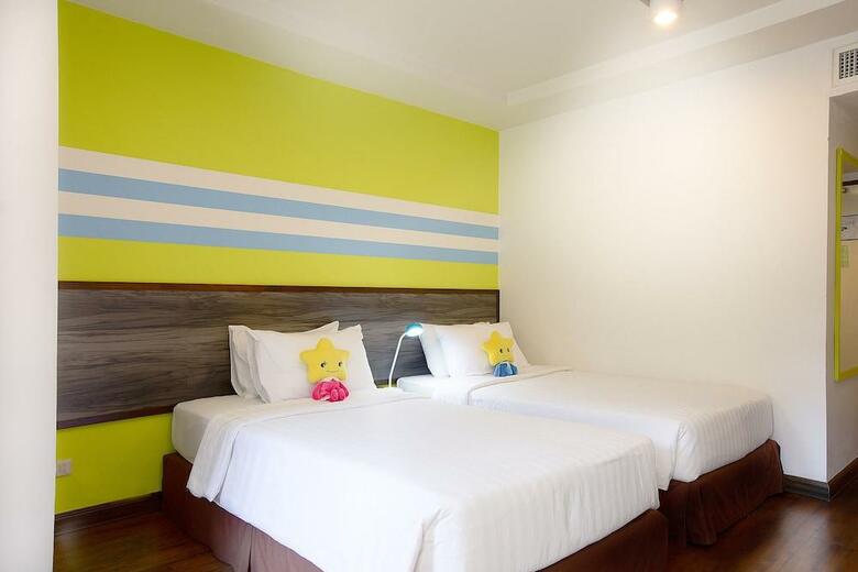 Astera Sathorn Hotel