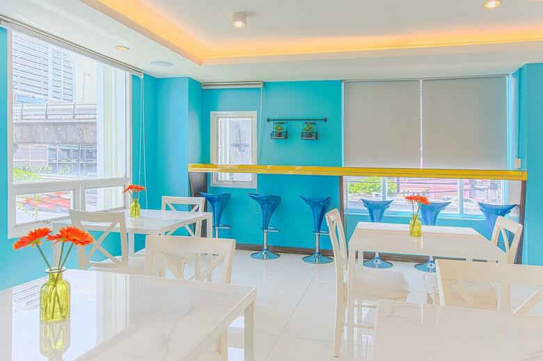 Astera Sathorn Hotel