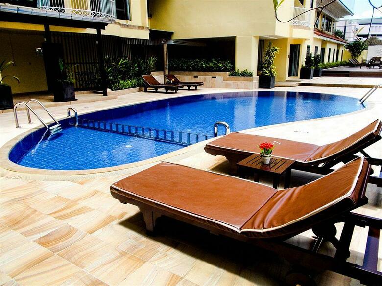 Astera Sathorn Hotel