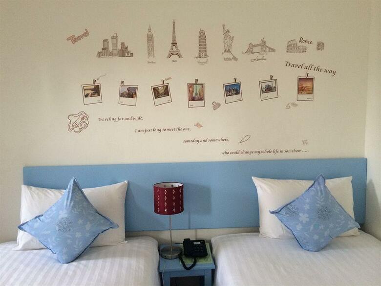 Astera Sathorn Hotel