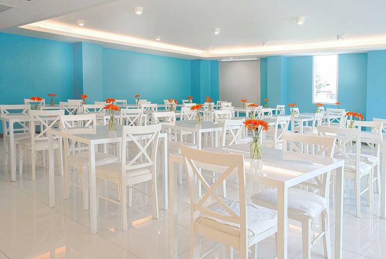 Astera Sathorn Hotel