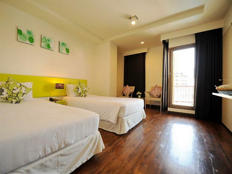 Astera Sathorn Hotel