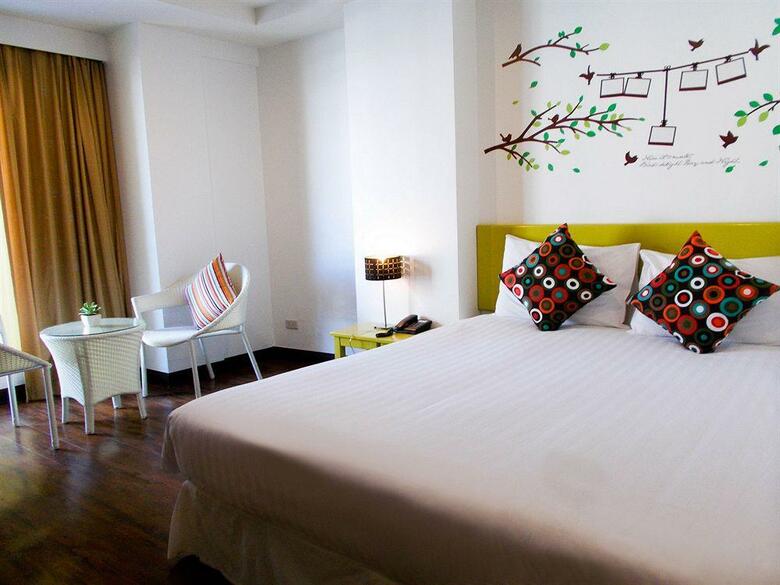 Astera Sathorn Hotel