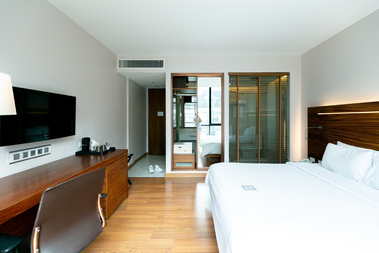 Sacha's Hotel Uno