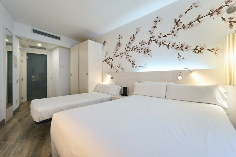 Hotel Catalonia La Boquer�a