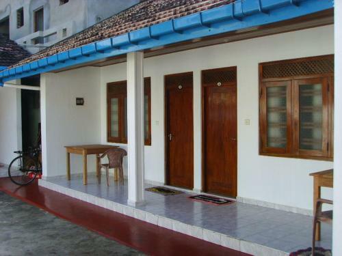 Hostal Budde's Beach Restaurant & Guesthouse