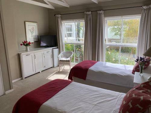 Bed & Breakfast Millpond House