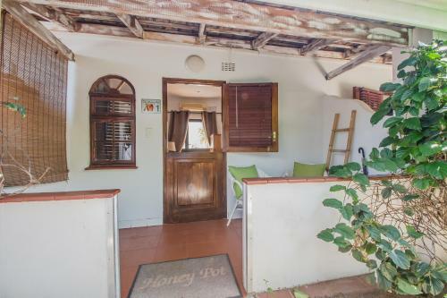 Honeypot Bed And Breakfast