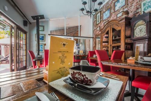 Honeypot Bed And Breakfast