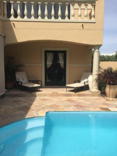 Hostal Roman Retreat