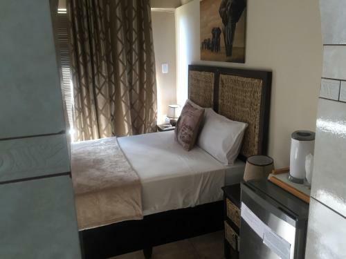 Hostal Elephant Lodge Guesthouse