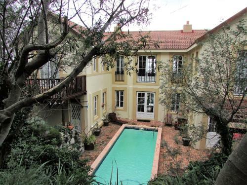 Hostal Bucaco Sud Guest House