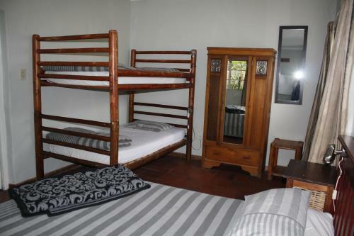 Albergue Backpackers Paradise And Joyrides