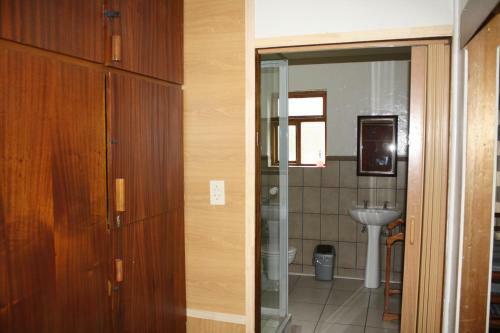 Albergue Backpackers Paradise And Joyrides