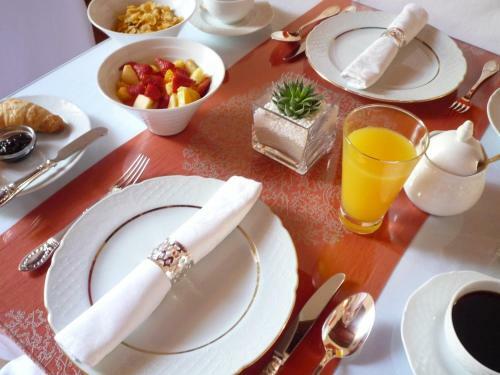 Hostal Rothman Manor