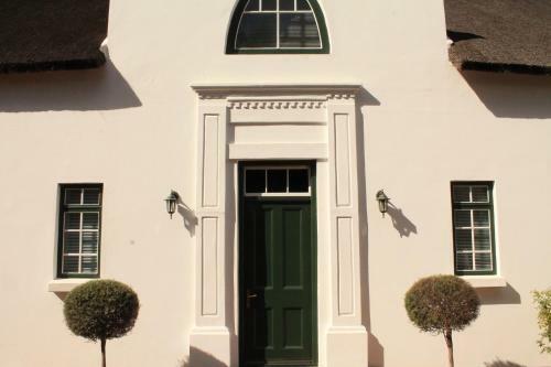 Hostal Rothman Manor