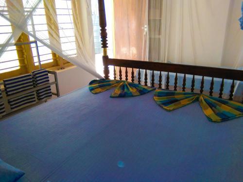 Hostal Surfing Beach Guest House