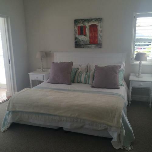 Bed & Breakfast Bollard Bay House