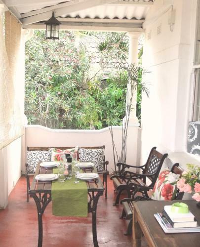 Hostal Pastel Guest House