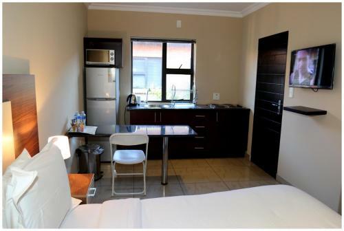 Hotel Eagle Nest Luxury Accommodation