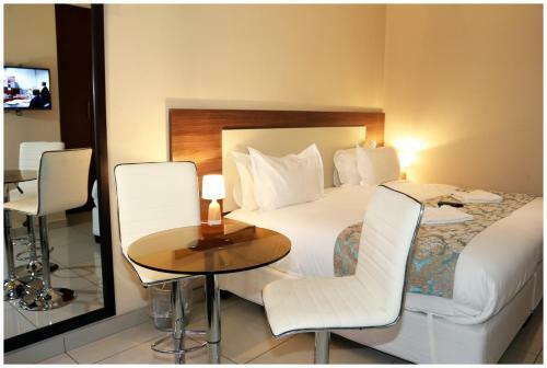 Hotel Eagle Nest Luxury Accommodation