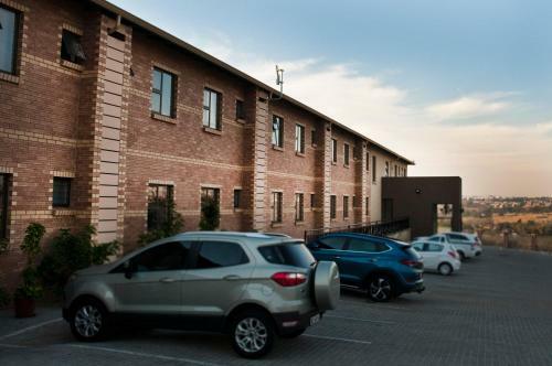 Hotel Eagle Nest Luxury Accommodation