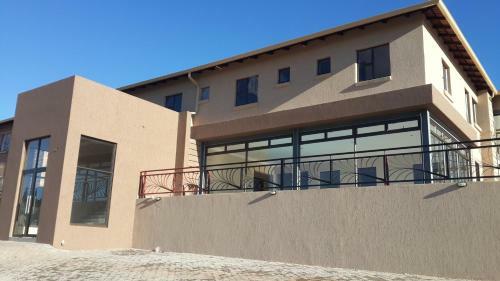 Hotel Eagle Nest Luxury Accommodation