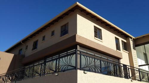 Hotel Eagle Nest Luxury Accommodation